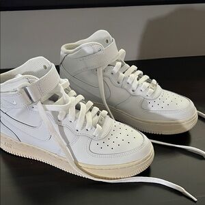 Nike Air Force Classic White High-Tops